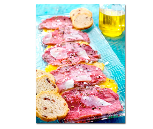 Carpaccio de solomillo de buey con mango y queso ideazábal